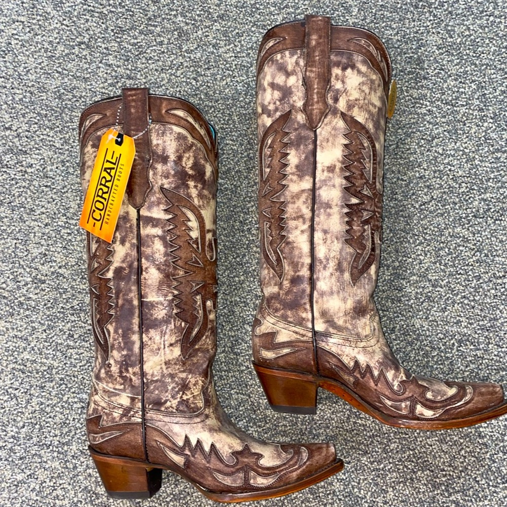 Corral 8.5 Tall 15” Brown Thunderbird Boots